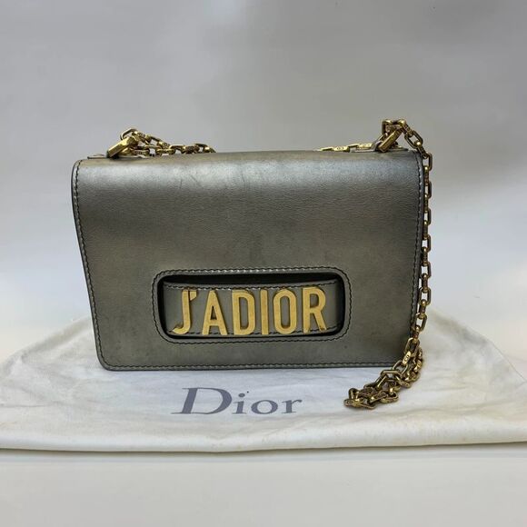 Dior Women Pre-Loved Bag Very Good Condition - Picture 1 of 9